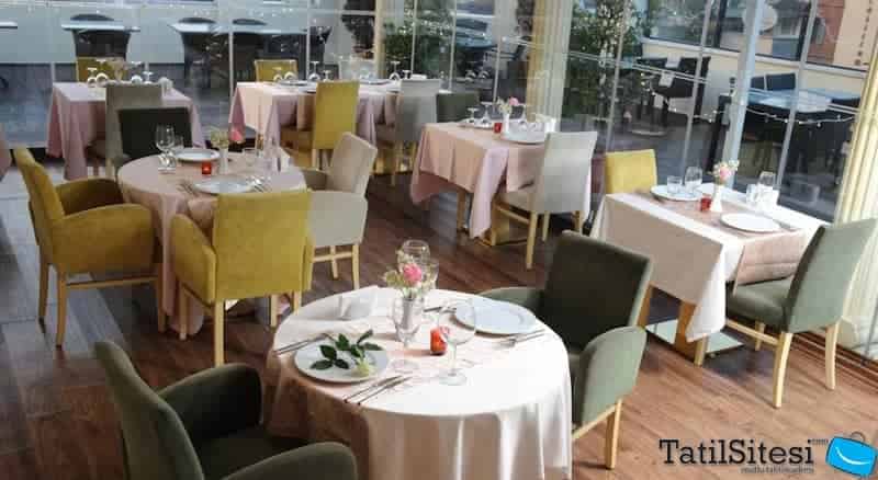 Albatros Premier Hotel